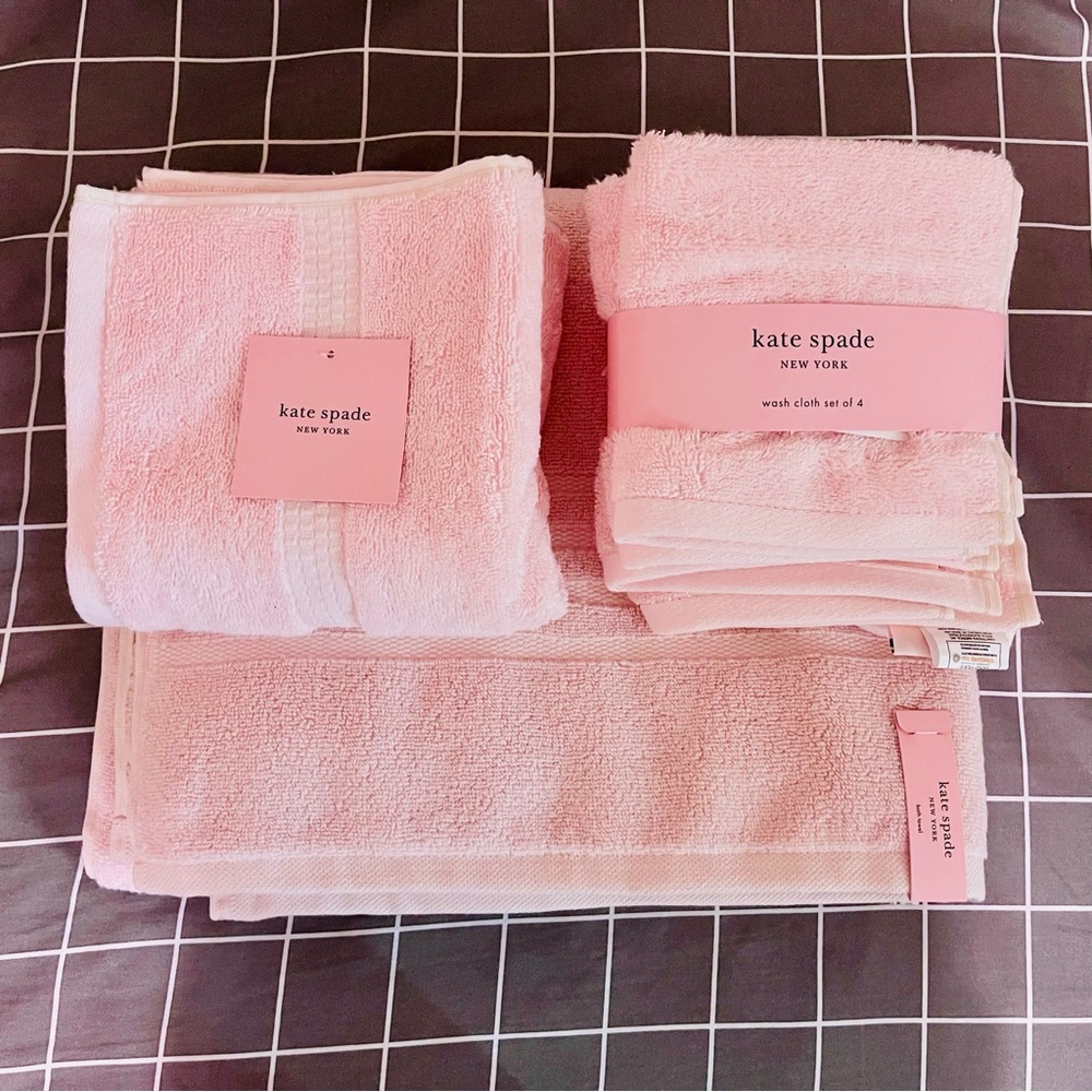 Kate Spade Towel Set - Picture 8 of 9